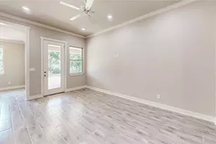 213 S Loveless St, Bullard, TX 75757 - Photo 6