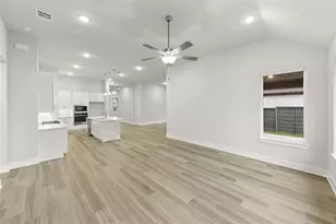 653 Begonia Wy, Little Elm, TX 76227 - Photo 8