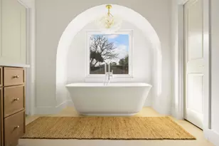 9210 Windy Crest Dr, Dallas, TX 75243 - Photo 24