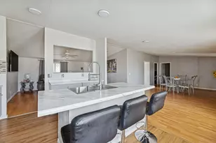 3932 County Rd 911, Joshua, TX 76058 - Photo 10