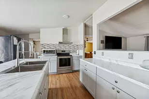 3932 County Rd 911, Joshua, TX 76058 - Photo 8