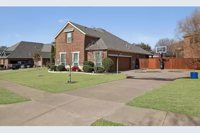 9713 Brewster Lane, Fort Worth, TX 76244 - Photo 4