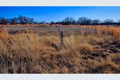 107 W Huron Circle, Nocona, TX 76255 - Photo 12