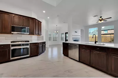 6980 Catamaran Drive, Grand Prairie, TX 75054 - Photo 16