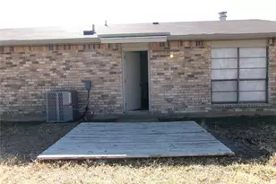 1426 Independence Trail, Grand Prairie, TX 75052 - Photo 18