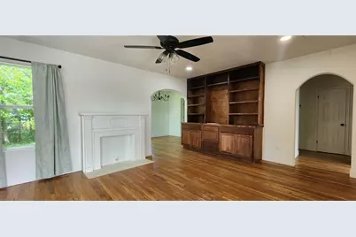 903 SW 5th Avenue SW, Mineral Wells, TX 76067 - Photo 6
