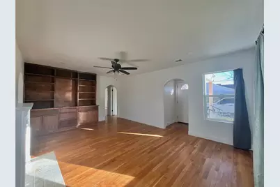 903 SW 5th Avenue SW, Mineral Wells, TX 76067 - Photo 6