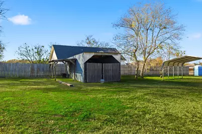 412 N Dallas Street, Pilot Point, TX 76258 - Photo 28