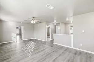 412 N Dallas St, Pilot Point, TX 76258 - Photo 12