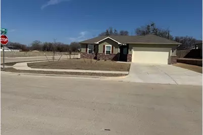 123 Wells Street, Cleburne, TX 76031 - Photo 4