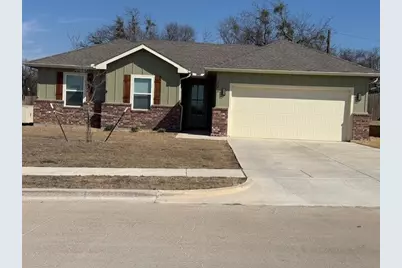 123 Wells Street, Cleburne, TX 76031 - Photo 2