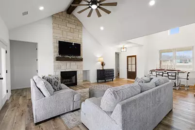 476 Silver Leaf Drive, Sunset, TX 76270 - Photo 6
