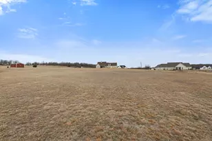 476 Silverleaf Dr, Sunset, TX 76270 - Photo 38