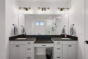 476 Silverleaf Dr, Sunset, TX 76270 - Photo 22