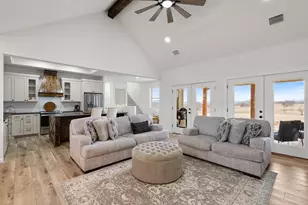 476 Silverleaf Dr, Sunset, TX 76270 - Photo 4