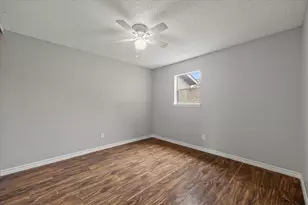 3022 Eastpark Dr, Garland, TX 75044 - Photo 24