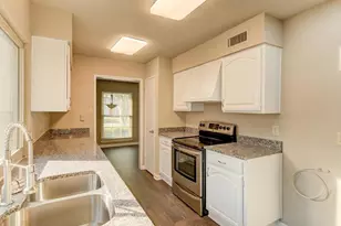 2913 Cotton Gum Rd, Garland, TX 75044 - Photo 12