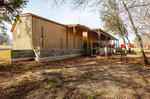 831 Dill Rd, Weatherford, TX 76085 - Photo 4