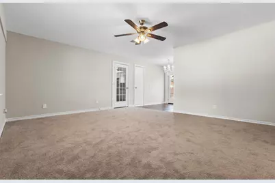 4238 Ridgedale Drive, Mesquite, TX 75150 - Photo 6