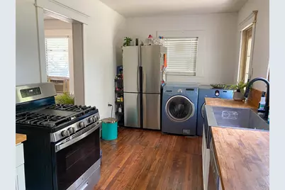 229 S Wilson Street, Burleson, TX 76028 - Photo 14