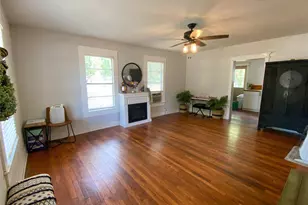 229 S Wilson St, Burleson, TX 76028 - Photo 12