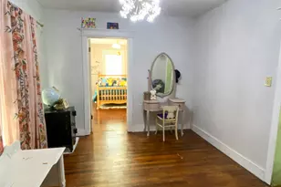 229 S Wilson St, Burleson, TX 76028 - Photo 10