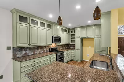 3020 Garden Ridge Court, Plano, TX 75025 - Photo 8