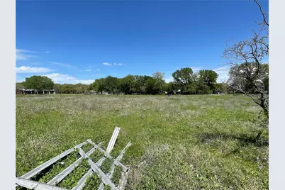 1134 Ladybird Lane, Reno, TX 76020 - Photo 16