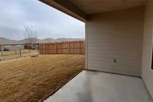 813 Fueller Dr, Aubrey, TX 76227 - Photo 18