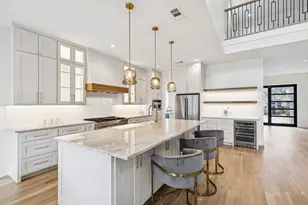 8749 Rexford Dr, Dallas, TX 75209 - Photo 8