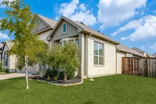 1337 Arrowwood Dr, Aubrey, TX 76227 - Photo 2