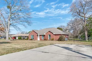 1511 Proctor Ave, Mt Pleasant, TX 75455 - Photo 2
