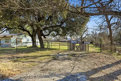 804 Van Winkle Street, Weatherford, TX 76086 - Photo 2