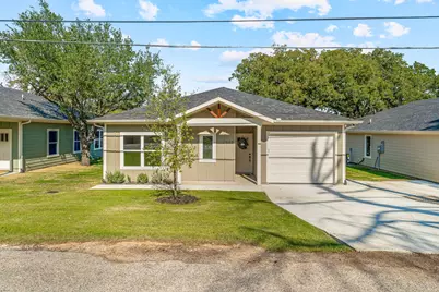 809 Branding Iron Trail, Granbury, TX 76049 - Photo 4