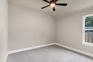 811 Branding Iron Trail, Granbury, TX 76049 - Photo 10