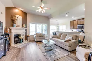 1317 Castlegar Ln, Fort Worth, TX 76247 - Photo 10