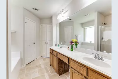 1317 Castlegar Lane, Fort Worth, TX 76247 - Photo 18