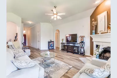 1317 Castlegar Lane, Fort Worth, TX 76247 - Photo 8