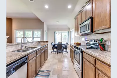 1317 Castlegar Lane, Fort Worth, TX 76247 - Photo 14