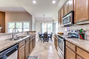 1317 Castlegar Ln, Fort Worth, TX 76247 - Photo 14