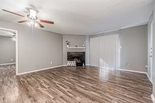 300 W Wintergreen Rd, DeSoto, TX 75115 - Photo 4