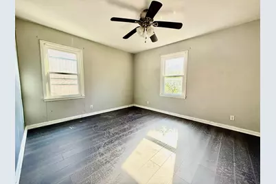 512 NW Lorna Street, Burleson, TX 76028 - Photo 6