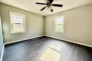 512 NW Lorna St, Burleson, TX 76028 - Photo 6