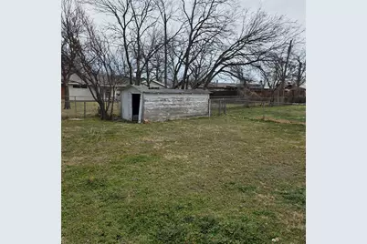 1801 21st Avenue, Mineral Wells, TX 76067 - Photo 12