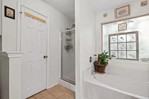 217 King Arthur Dr, Weatherford, TX 76086 - Photo 26