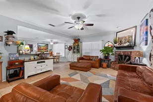 217 King Arthur Dr, Weatherford, TX 76086 - Photo 14