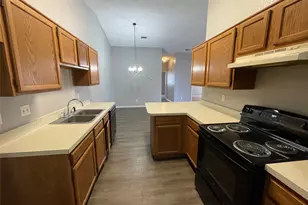 1722 Carrington Dr, Glenn Heights, TX 75154 - Photo 8