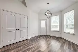 2918 Morgan Dr, Dallas, TX 75241 - Photo 2