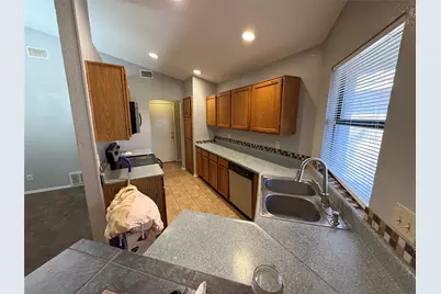 1109 Hemlock Drive, DeSoto, TX 75115 - Photo 4