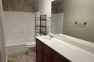 604 Shady Grove Dr, Granbury, TX 76049 - Photo 12